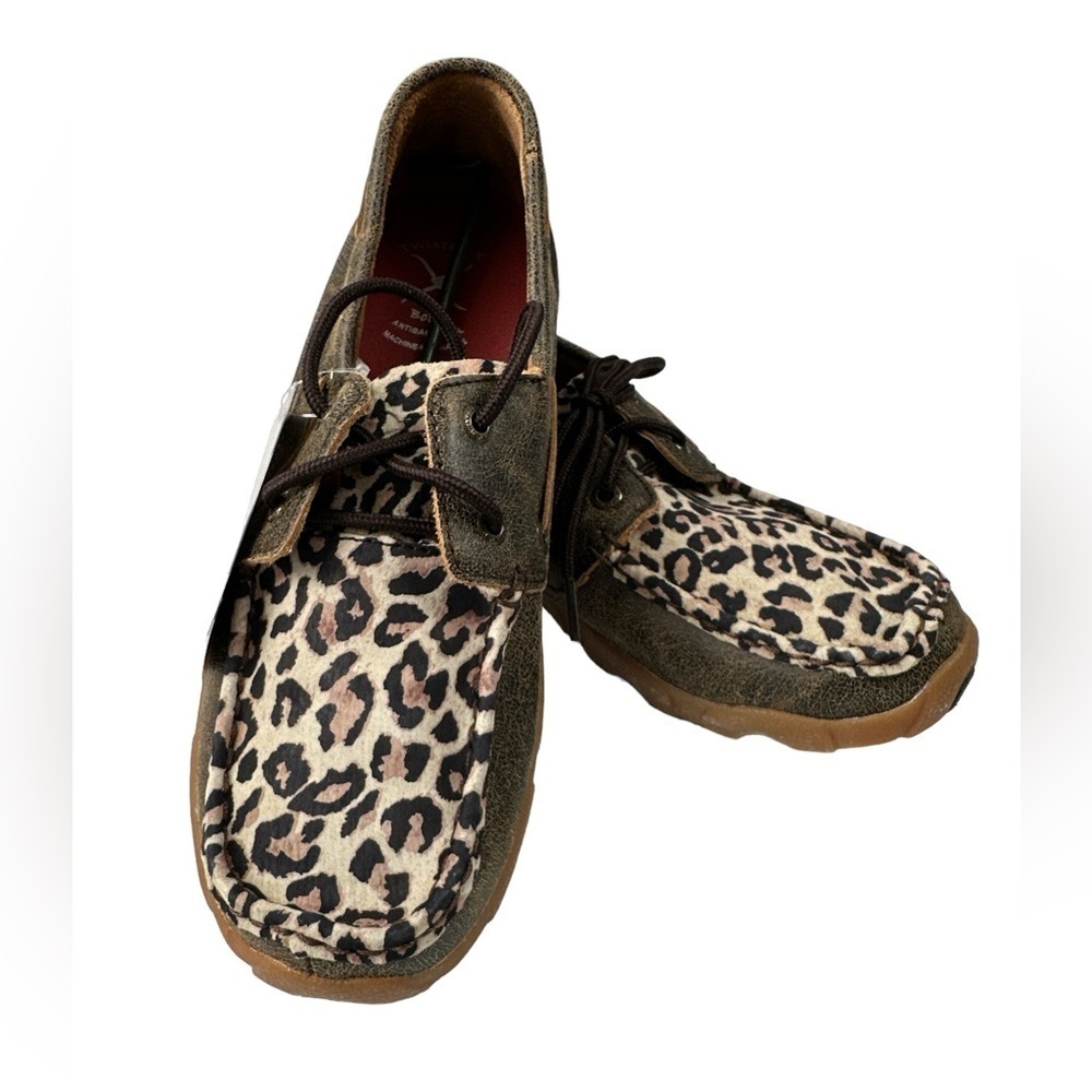 NWT Twisted X Boat Shoe Driving Moc Brown Leopard